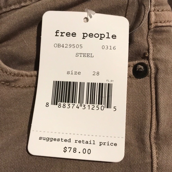 NWT Free People ripped knee skinny jeans - Picture 5 of 5